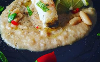 Baccalà su vellutata di cannellini
