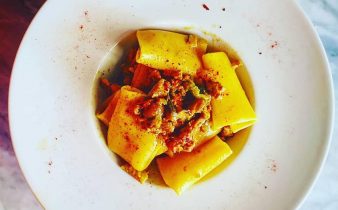 Paccheri con fiori di zucca e porcini.