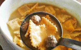 Ravioli di carne fatti in casa