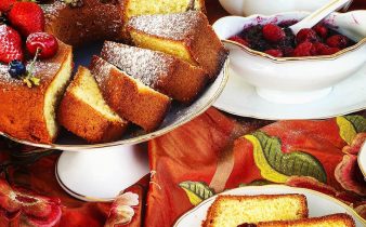 bundet cake ai frutti di bosco