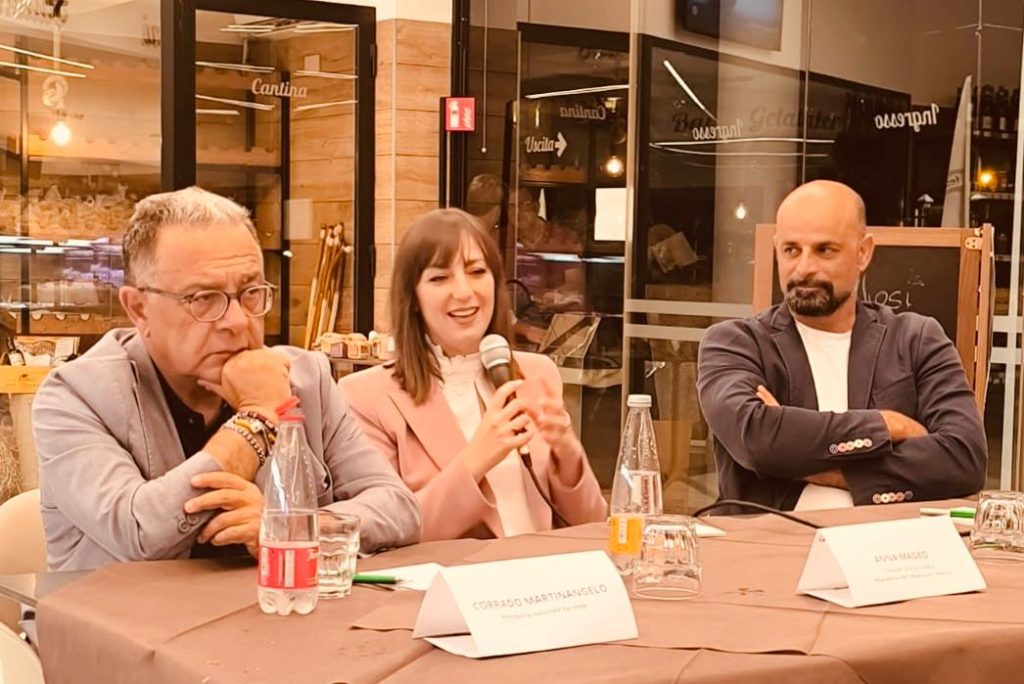 La console di Albania Anna Medeo con il presidente nazione e della provincia di Salerno di Agrocepi